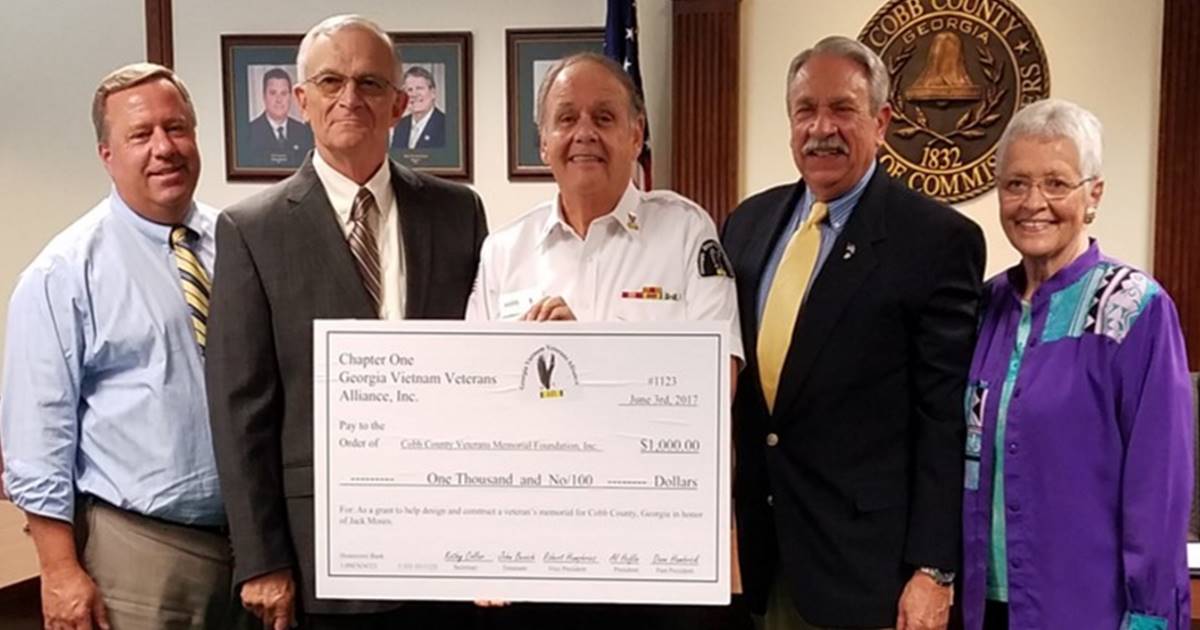 Georgia Vietnam Veterans Alliance Donates to Cobb Veterans Memorial Foundation